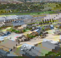 Quality Suites Seasons 5 Resort - Accommodation Cairns