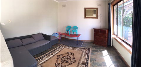 Stopover On Ocean Avenue - Accommodation Cairns 1