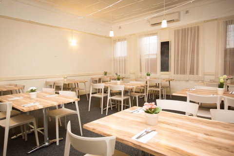 The Central Hotel Cootamundra - Accommodation Cairns 2