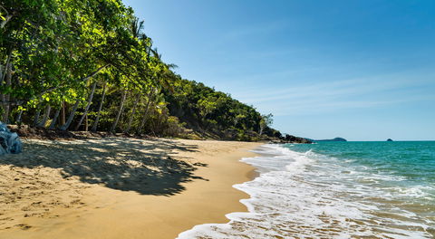 Trinity Beach Palace - Accommodation Cairns 0