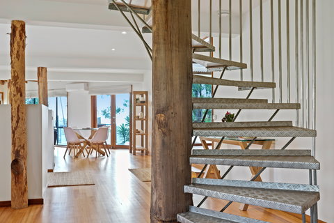 Tura Tree House - Accommodation Cairns 2