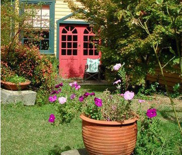 The Old School Country Retreat - Accommodation Cairns 0