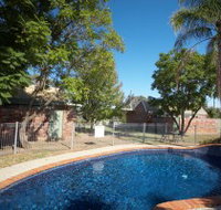 Belvoir Village Motel - Accommodation Cairns