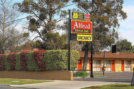 Alfredton VIC Accommodation Cairns
