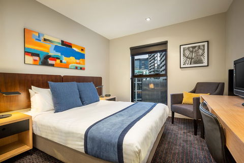 Quest Docklands - Accommodation Cairns 2