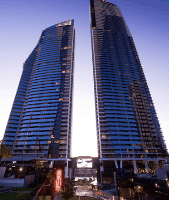 Mantra Circle On Cavill - Accommodation Cairns