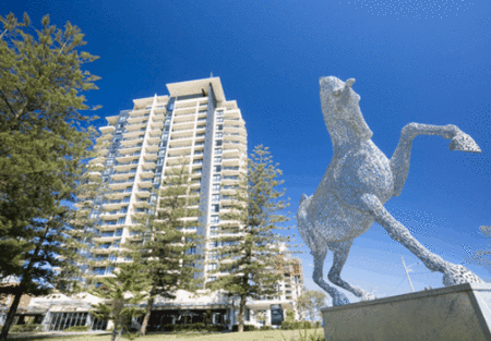 Mantra Broadbeach On The Park - Accommodation Cairns