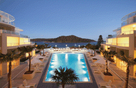Mantra Ettalong Beach - Accommodation Cairns 0