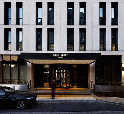 Burbury Hotel - Accommodation Cairns 0