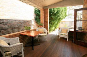 The Bank Guest House & Tellers Restaurant - Accommodation Cairns 5