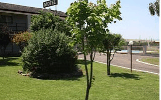 Isis Motel - Accommodation Cairns