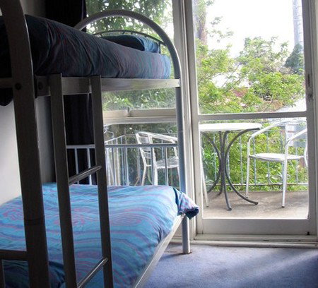 Central Melbourne Accommodation - Accommodation Cairns 2