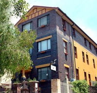 Sinclairs Of Bondi Budget Accommodation - Accommodation Cairns