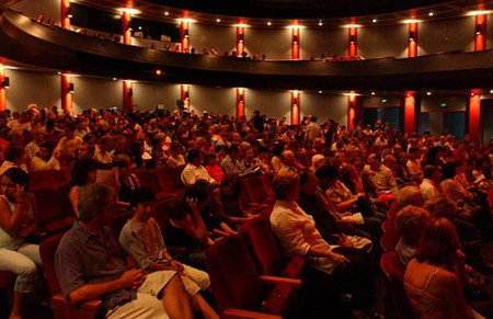 Riverside Theatre - Accommodation Cairns 3