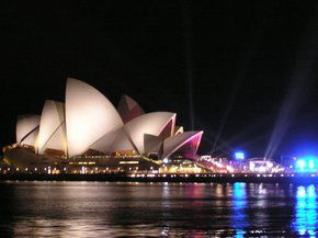 Sydney Opera House - Accommodation Cairns 3