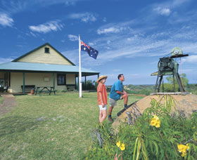 Lighthouse Keeper's Cottage Museum - Accommodation Cairns 0