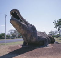 Crocodile Statue - Accommodation Cairns