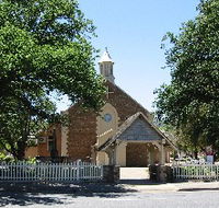 St George Church and Cemetery Tours - Accommodation Cairns