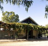 Lake Breeze Wines - Accommodation Cairns