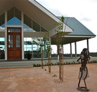 ArtWine Cellar Door - Accommodation Cairns