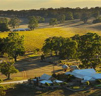 Hutton Vale and Farm Follies - Accommodation Cairns