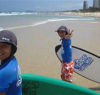Broadbeach Surf School - Accommodation Cairns