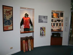 Surf World Gold Coast - Accommodation Cairns 0