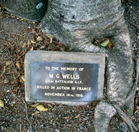 Eumundi War Memorial - Accommodation Cairns