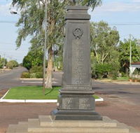 Winton War Memorial - Accommodation Cairns