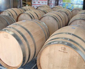 Diamond Creek Estate Cellar Door - Accommodation Cairns 1