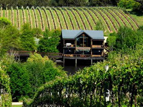 K1 By Geoff Hardy - Accommodation Cairns 0