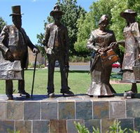 Dad Dave Mum and Mabel - Accommodation Cairns