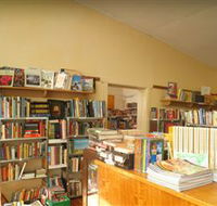 Corryong Browsers Bookshop - Accommodation Cairns
