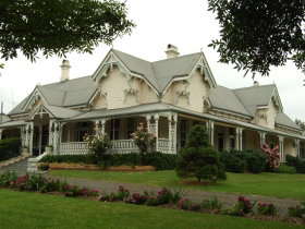 Cambooya QLD Accommodation Cairns