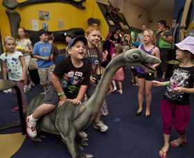 National Dinosaur Museum - Accommodation Cairns 0