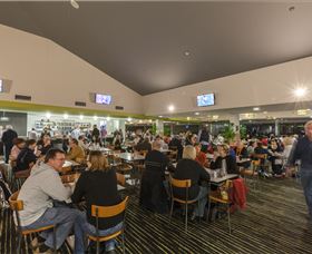 Gungahlin Lakes Golf And Community Club - Accommodation Cairns 2