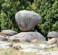 Balancing Rock - Accommodation Cairns