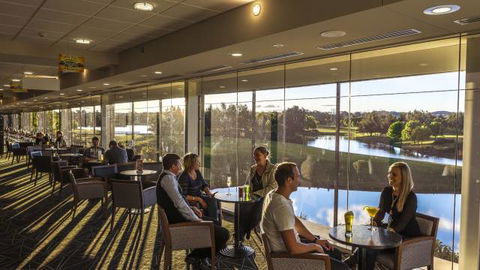 Gungahlin Lakes Golf And Community Club - Accommodation Cairns 4