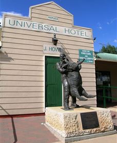 Jack Howe Sculpture And Gallery - Accommodation Cairns 0
