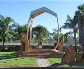 Jericho Crystal Trumpeters - Accommodation Cairns 2