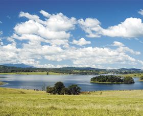 Lake Tinaroo - Accommodation Cairns 1