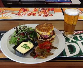 Francis Hotel Thallon - Accommodation Cairns 2