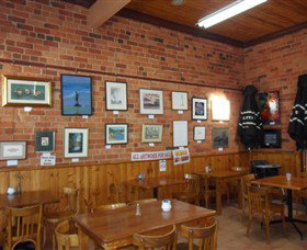 Breretons Bakery And Coffee Lounge - Accommodation Cairns 1