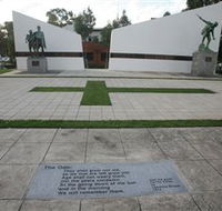 Shepparton Cenotaph - Accommodation Cairns