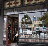 The Known World Bookshop  Boutique City Apartment - Accommodation Cairns