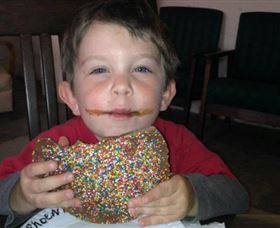 Corowa Whisky And Chocolate - Accommodation Cairns 3