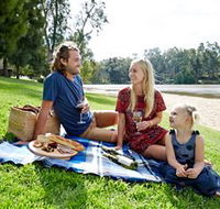 Wagga Beach - Accommodation Cairns