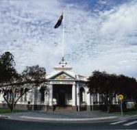 Museum of The Riverina - Historic Council Chambers Site - Accommodation Cairns