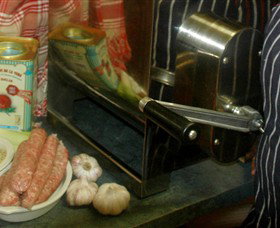 Hook And Spoon - Accommodation Cairns 1