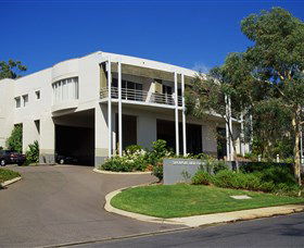 Singapore, High Commission Of The Republic Of - Accommodation Cairns 1